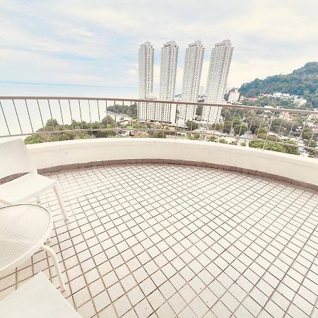 Romantic Couple Suite + Beach-Front Balcony 탄중붕가 외부 사진