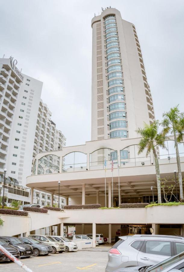 Romantic Couple Suite + Beach-Front Balcony 탄중붕가 외부 사진