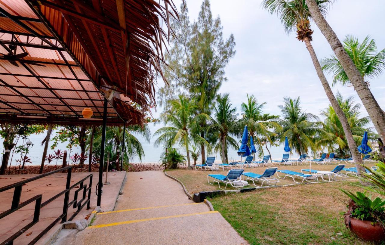 Romantic Couple Suite + Beach-Front Balcony 탄중붕가 외부 사진